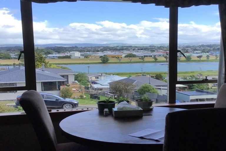 Photo of property in 39 Stamford Street, Balclutha, 9230