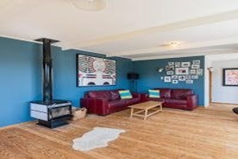 Photo of property in 31 Te Manuao Road, Otaki, 5512