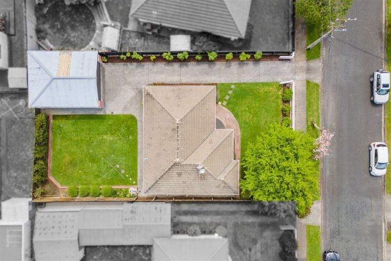 Photo of property in 19 Charles Street, Clouston Park, Upper Hutt, 5018