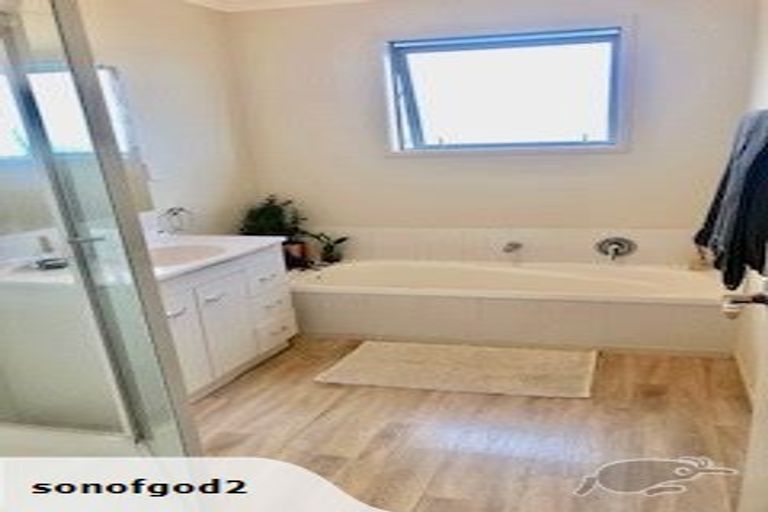 Photo of property in 22 Heemskerck Place, Britannia Heights, Nelson, 7010