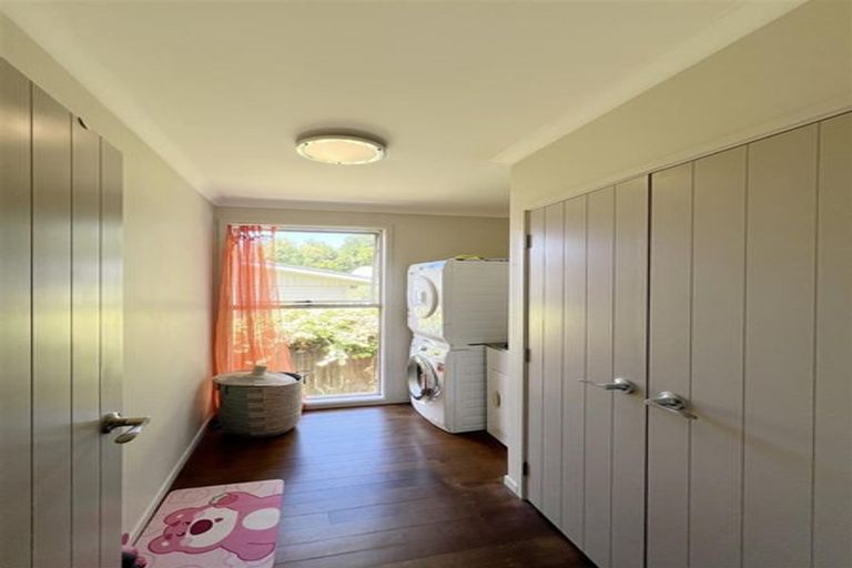 Photo of property in 10 Salamanca Road, Sunnynook, Auckland, 0620