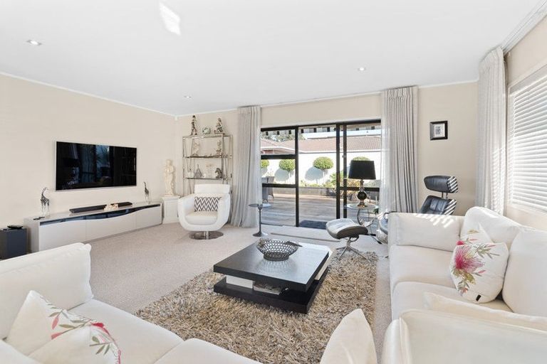 Photo of property in 28a Edward Avenue, Orewa, 0931