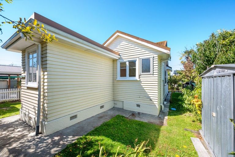 Photo of property in 2 Eltham Road, Blenheim, 7201