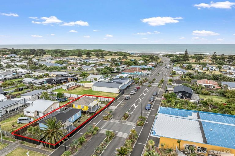 Photo of property in 31 Matai Street, Castlecliff, Whanganui, 4501