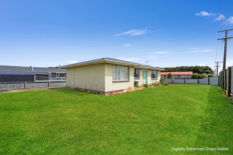 Photo of property in 2 Paisley Street, Kew, Invercargill, 9812