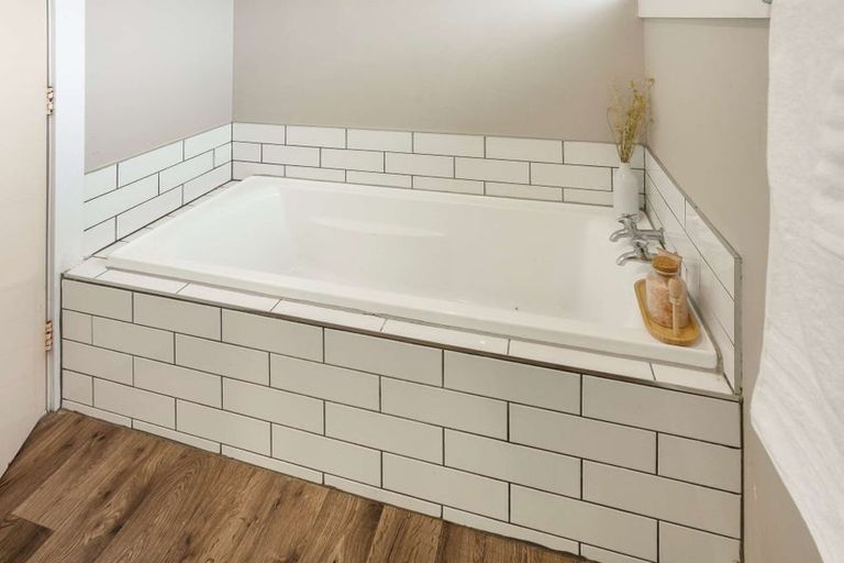 Photo of property in 807 Matai Street, Raureka, Hastings, 4120