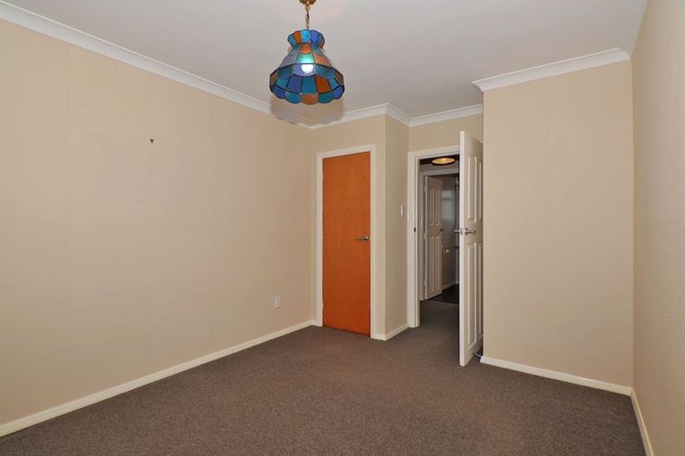 Photo of property in 1 Prebble Grove, Naenae, Lower Hutt, 5011