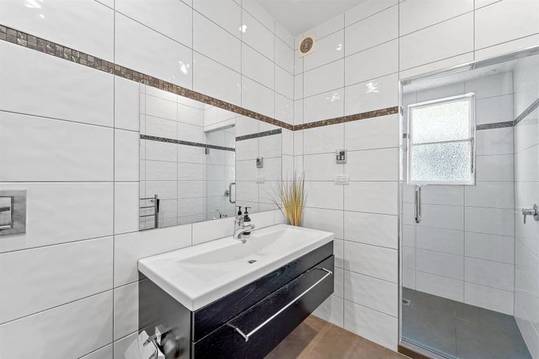 Photo of property in 15 Tennyson Avenue, Takapuna, Auckland, 0622