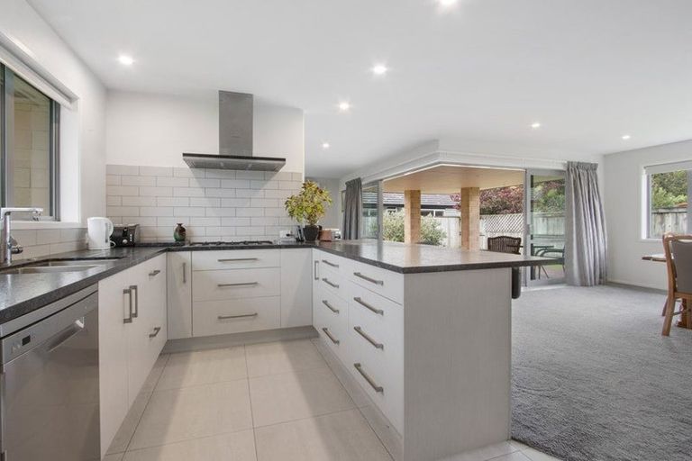 Photo of property in 10 Nolan Place, Katikati, 3129