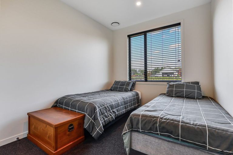 Photo of property in 2 Garland Lane, Leamington, Cambridge, 3432