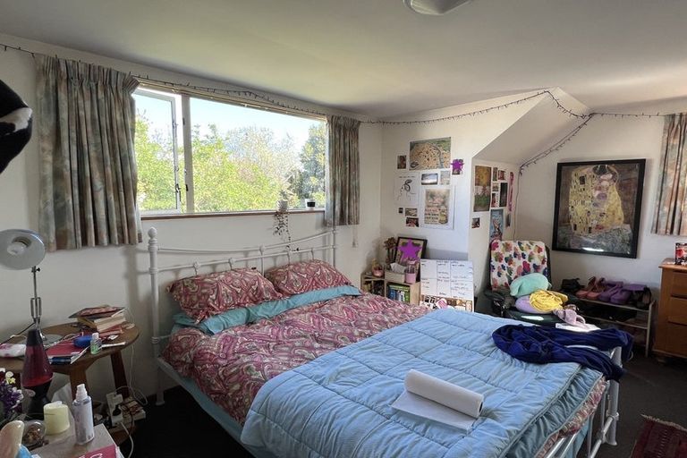 Photo of property in 2/104 Yaldhurst Road, Sockburn, Christchurch, 8042