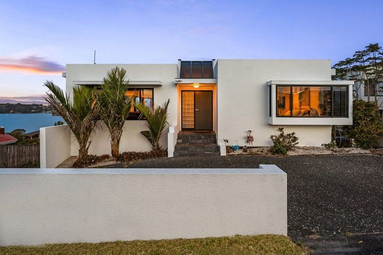 Photo of property in 57 Stanmore Bay Road, Stanmore Bay, Whangaparaoa, 0932