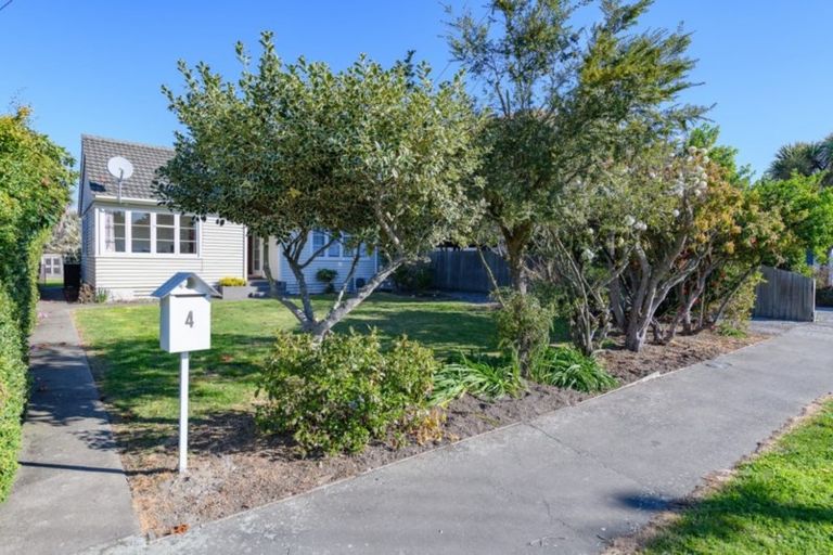 Photo of property in 4 Evatt Street, Bryndwr, Christchurch, 8053
