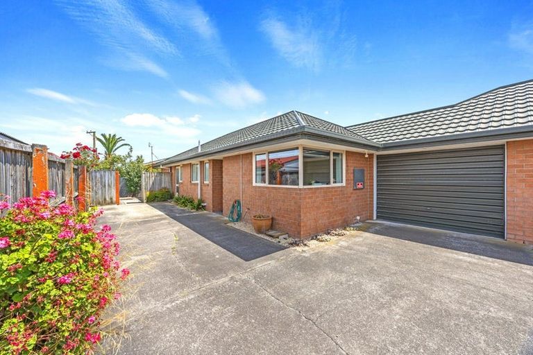 Photo of property in 2/29 Loughton Street, Burwood, Christchurch, 8083