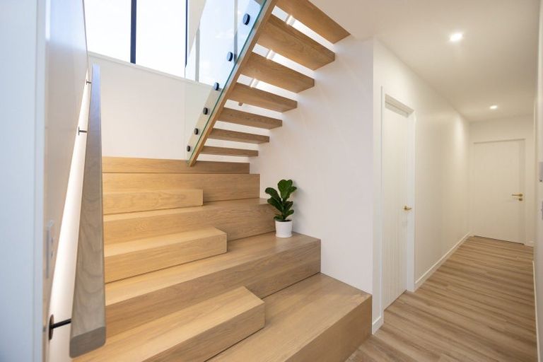 Photo of property in 5 Edenmore Terrace, Fitzherbert, Palmerston North, 4410