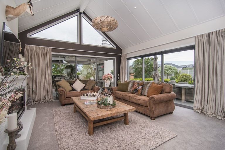 Photo of property in 21 Hunter Hills Drive, Gleniti, Timaru, 7910