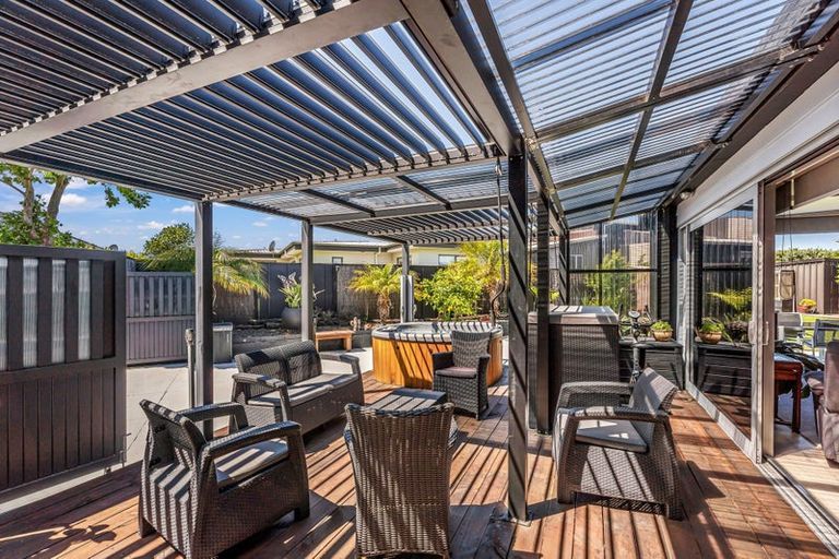 Photo of property in 7 Mermaid Place, Whitianga, 3510