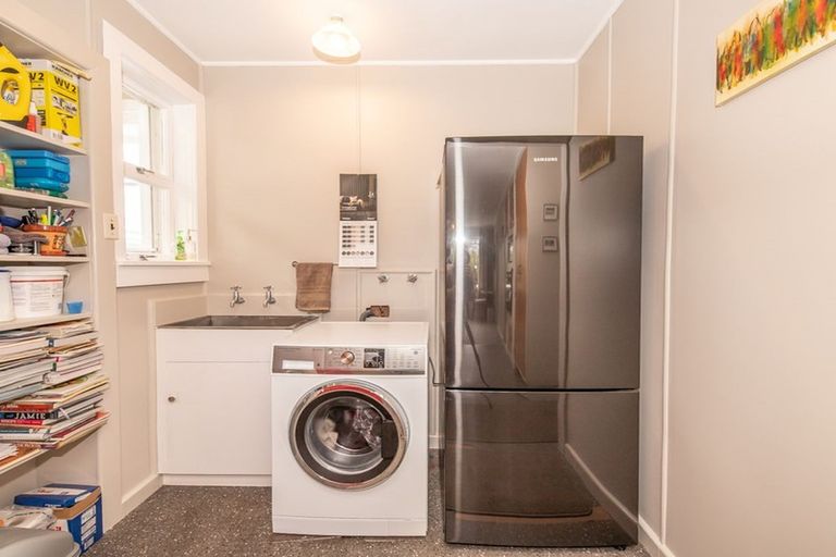 Photo of property in 114 Brougham Street, Westport, 7825