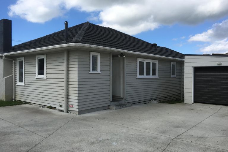 Photo of property in 5 Mahia Road, Manurewa, Auckland, 2102