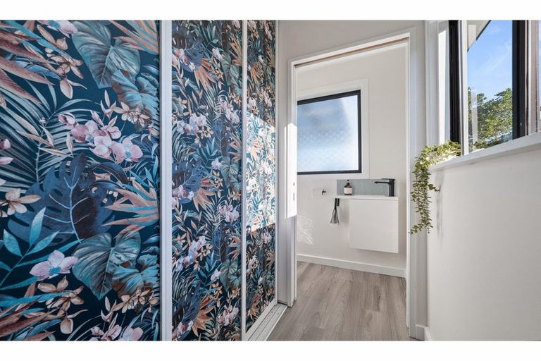 Photo of property in 263 Lake Terrace Road, Shirley, Christchurch, 8061