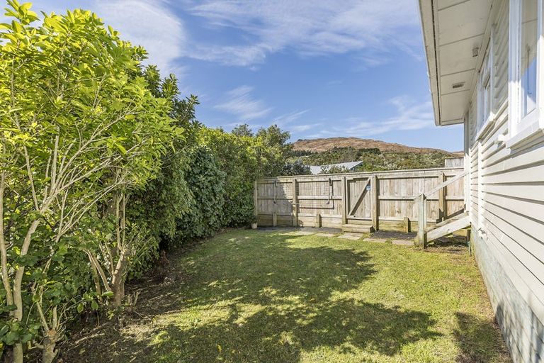 Photo of property in 57b Ranui Terrace, Tawa, Wellington, 5028