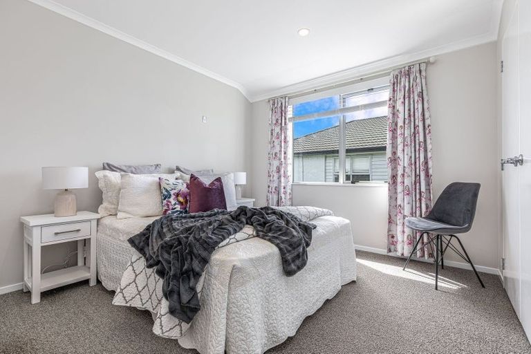 Photo of property in 44 Mackay Drive, Greenhithe, Auckland, 0632