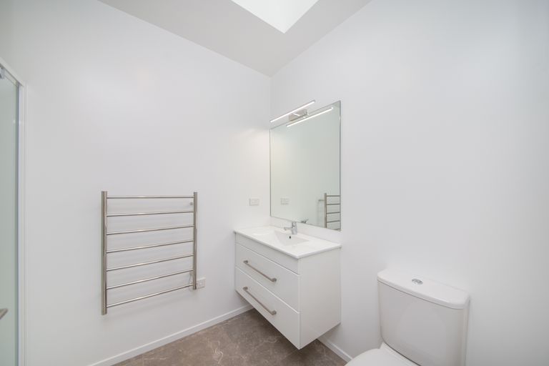 Photo of property in 44 Totara Road, Awapuni, Palmerston North, 4412