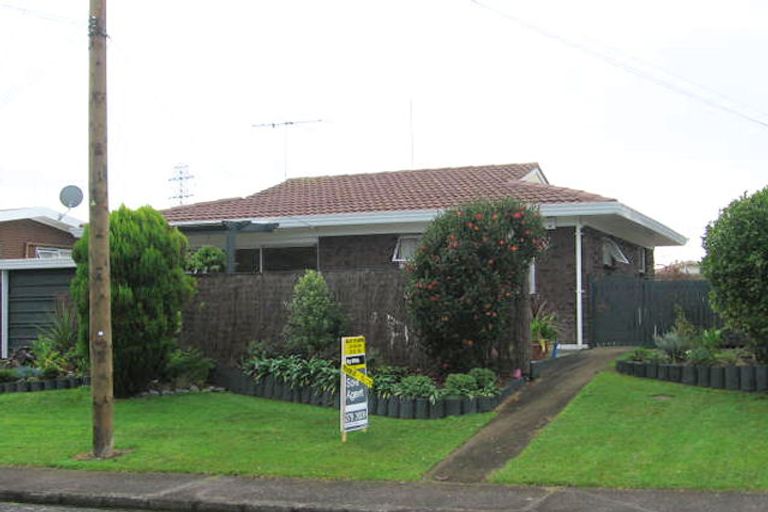 Photo of property in 9b Lansdown Avenue, Papatoetoe, Auckland, 2025