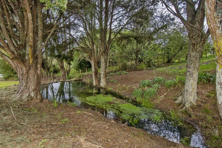 Photo of property in 21 Finlayson Road, Matarau, Whangarei, 0176