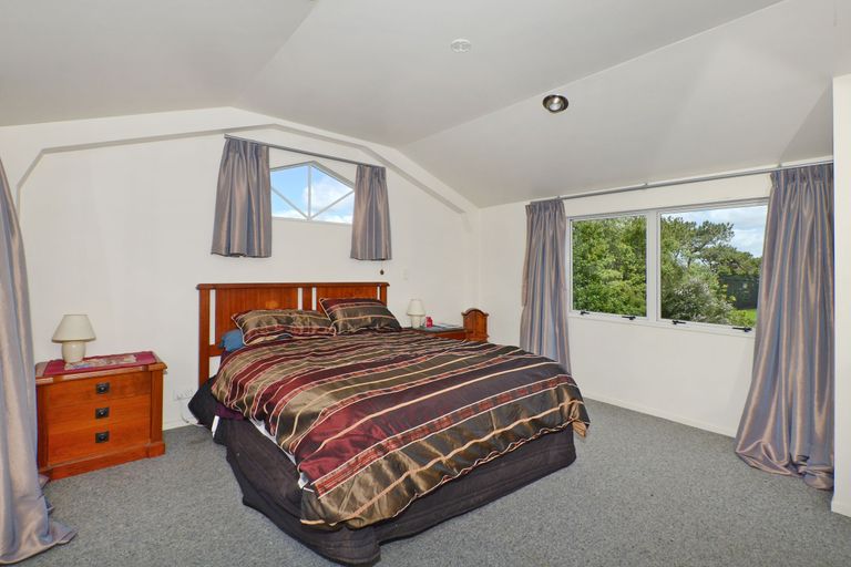 Photo of property in 215 Valley View Road, Otaika, Whangarei, 0170