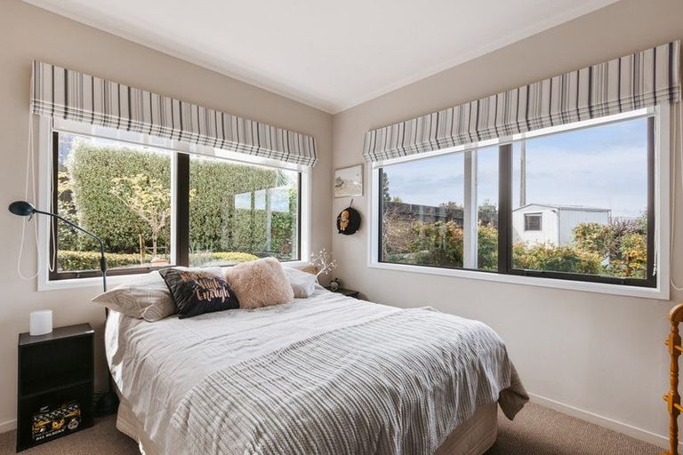 Photo of property in 103 Harbour View Road, Omokoroa, 3114