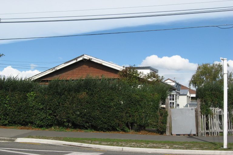 Photo of property in 40 Grenville Street, Waltham, Christchurch, 8011