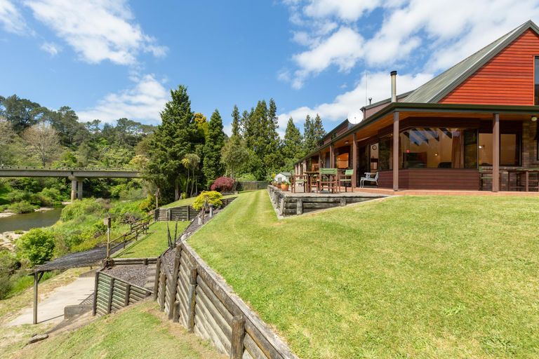Photo of property in 10 Poripori Road, Lower Kaimai, Tauranga, 3171
