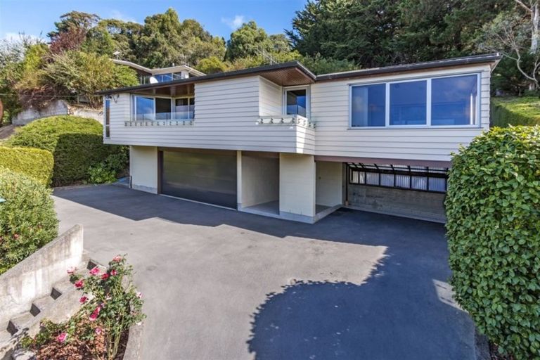 Photo of property in 2 Glenview Terrace, Saint Martins, Christchurch, 8022