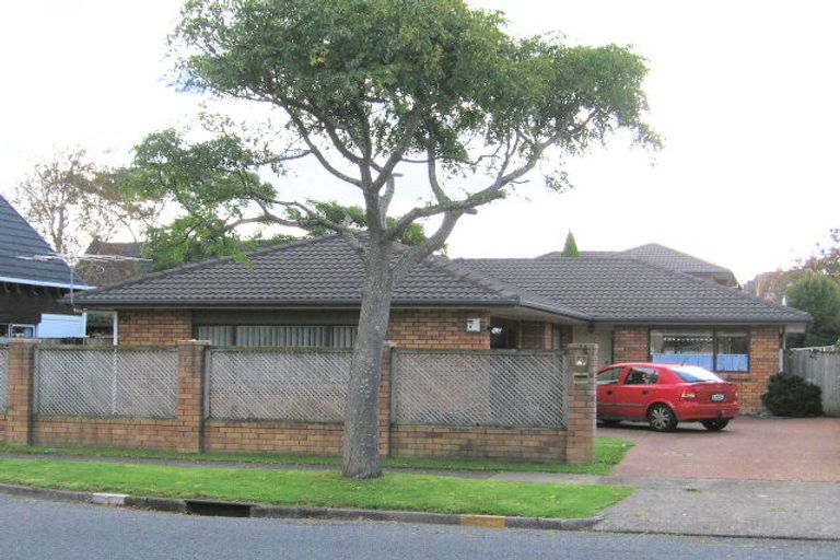 Photo of property in 21b Eastern Beach Road, Eastern Beach, Auckland, 2012