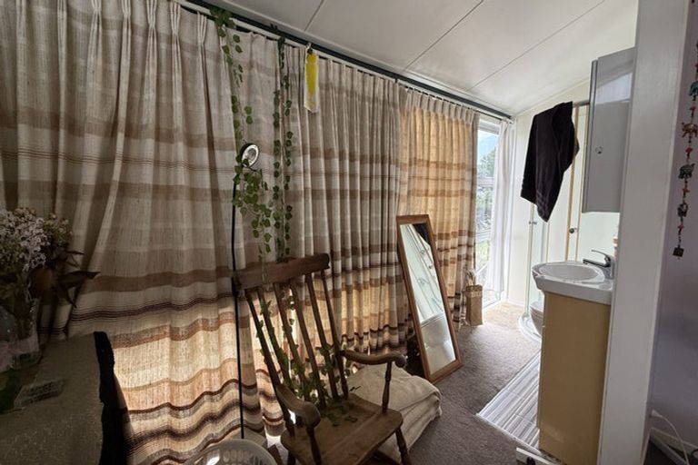 Photo of property in 83 Marellen Drive, Red Beach, 0932