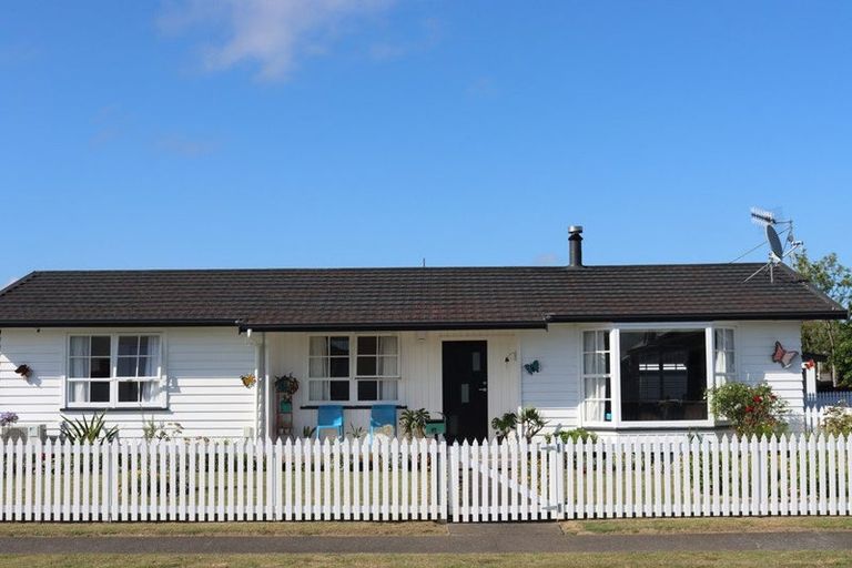 Photo of property in 54 Kennedy Drive, Levin, 5510