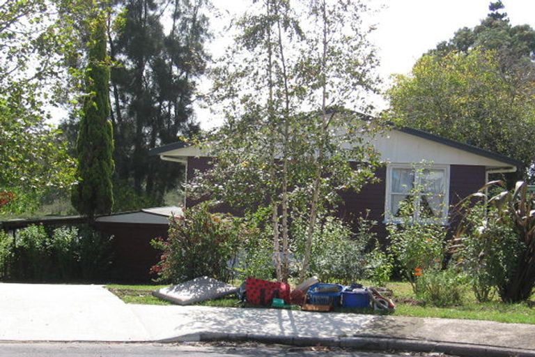 Photo of property in 6 Aronui Terrace, Kelston, Auckland, 0602