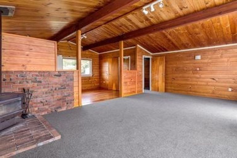 Photo of property in 48 Mountain Road, Western Heights, Rotorua, 3015