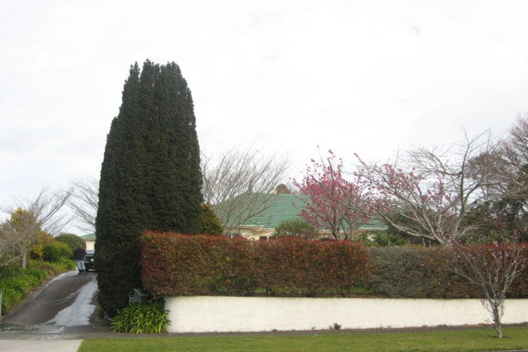 Photo of property in 2 Glanville Road, Stratford, 4332