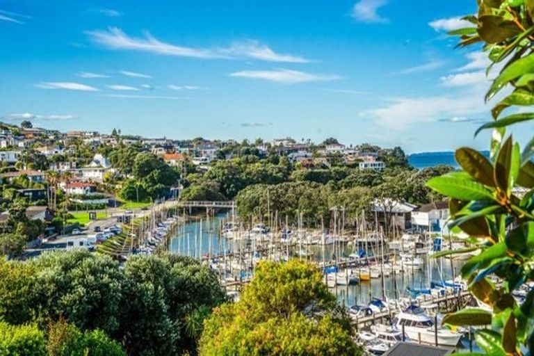 Photo of property in 21 Prospect Terrace, Milford, Auckland, 0620