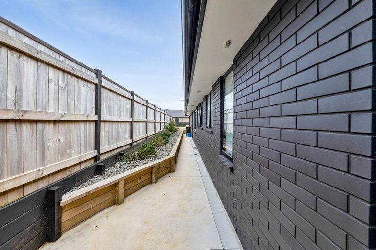 Photo of property in 24 Papawhero Drive, Bell Block, New Plymouth, 4312