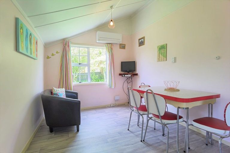 Photo of property in 9 Sale Street, Ross, 7812