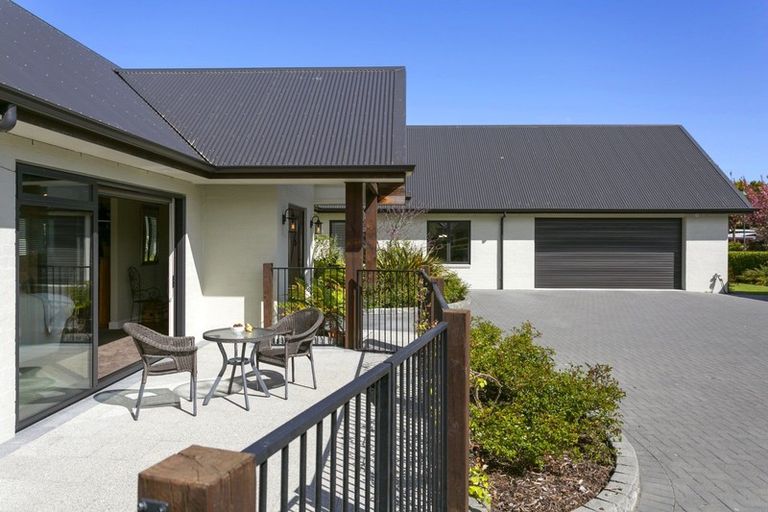 Photo of property in 1 Flaxen Way, Kinloch, Taupo, 3377