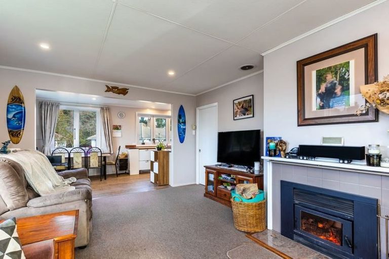 Photo of property in 21 Raukawa Crescent, Wairakei, Taupo, 3332
