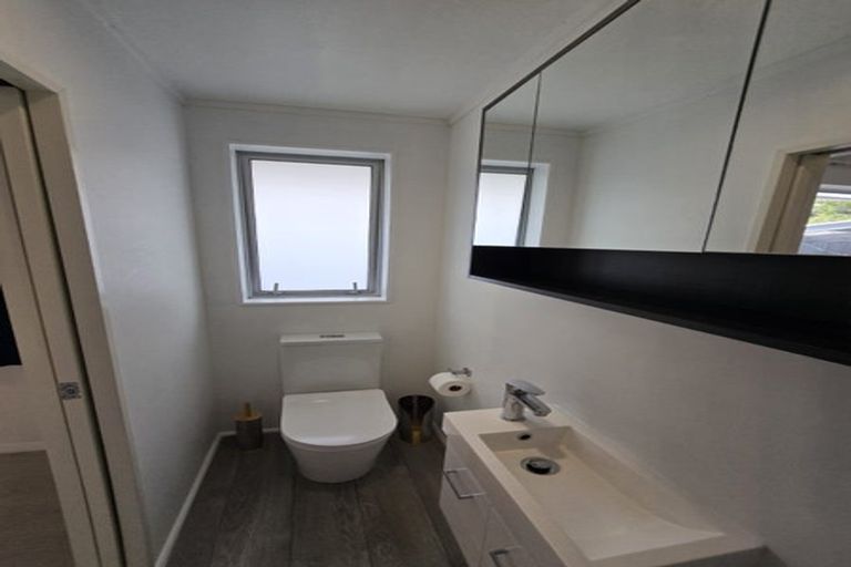 Photo of property in 4 Kiwi Road, Raumati Beach, Paraparaumu, 5032