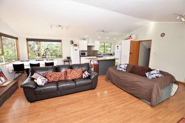 Photo of property in 30 Invergarry Road, Hilltop, Taupo, 3330