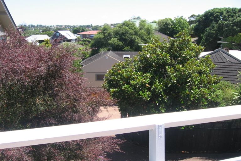 Photo of property in 1/33 Ladies Mile, Remuera, Auckland, 1050