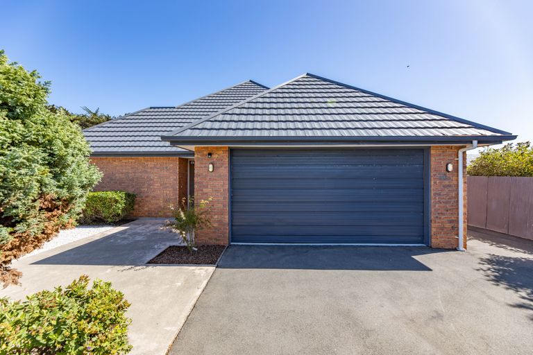 Photo of property in 70a Jervois Street, New Brighton, Christchurch, 8061