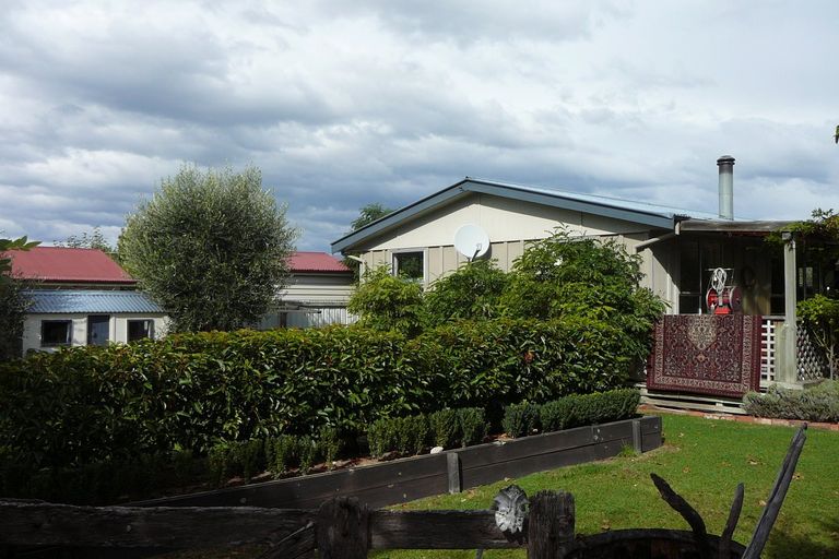 Photo of property in 126 Hazlett Street, Clyde, 9330